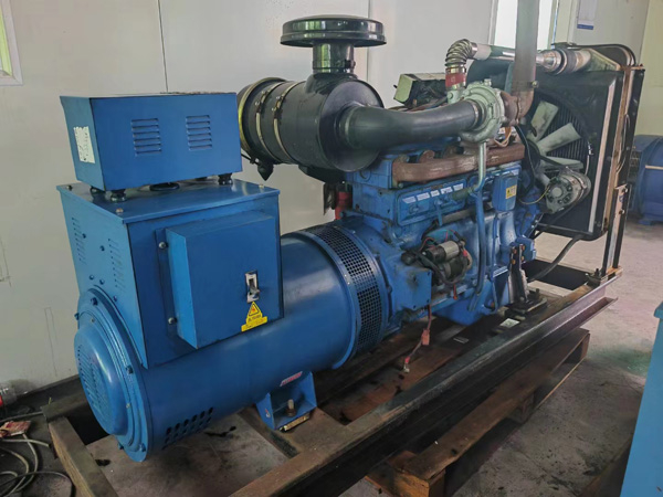 江源100kW柴油发电机组使用多级机油有哪些优缺点？